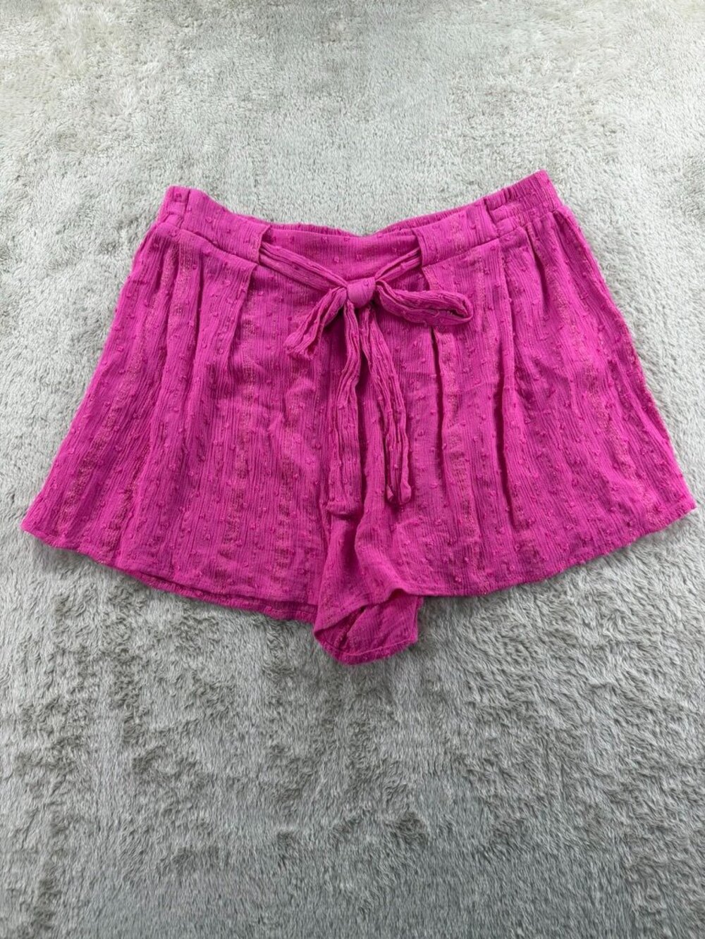 Francesca's hot pink with gold touches textured tie-front shorts, size L